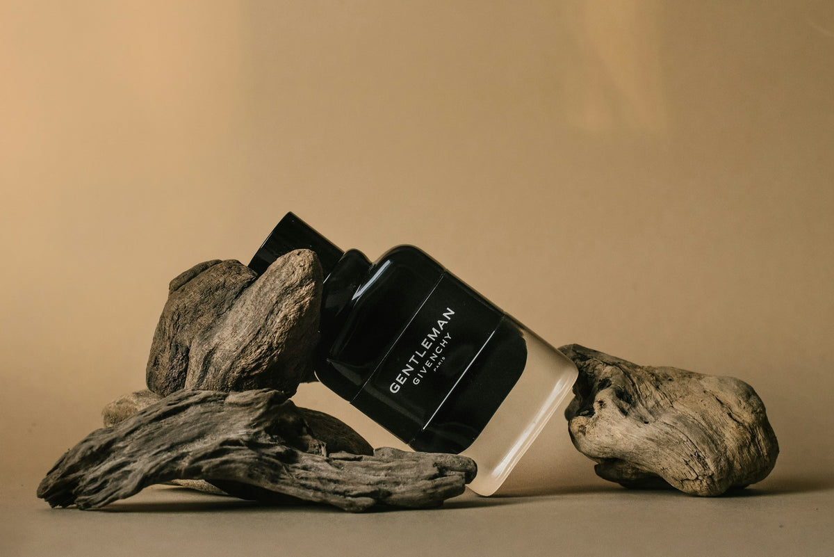 How to Choose the Perfect Perfume: A Guide for Men and Women - Dar Attar