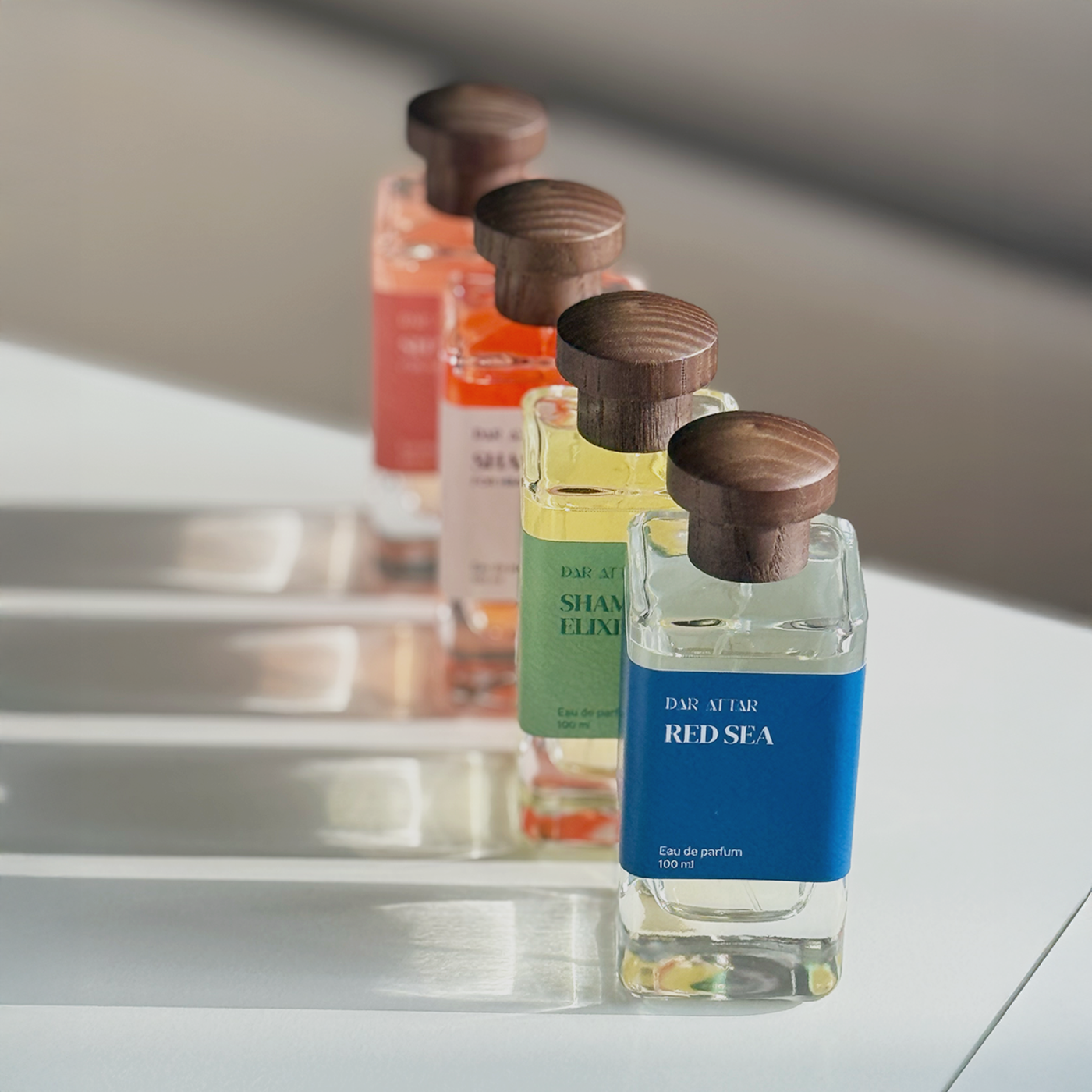 Seasonal Scents: How to Choose the Perfect Perfume for Each Time of Year